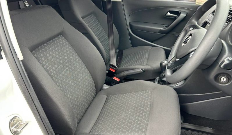 
								2025 VOLKSWAGEN POLO VIVO 1.4 full									