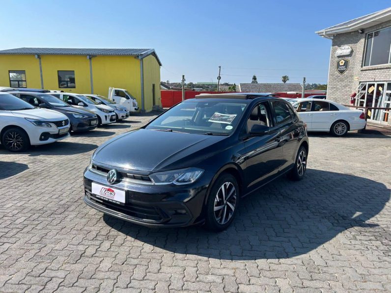 
								2022 VOLKSWAGEN POLO 1.0 TSI LIFE full									