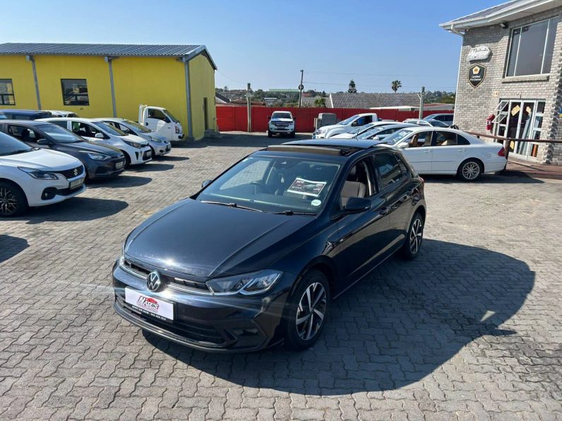 
								2022 VOLKSWAGEN POLO 1.0 TSI LIFE full									