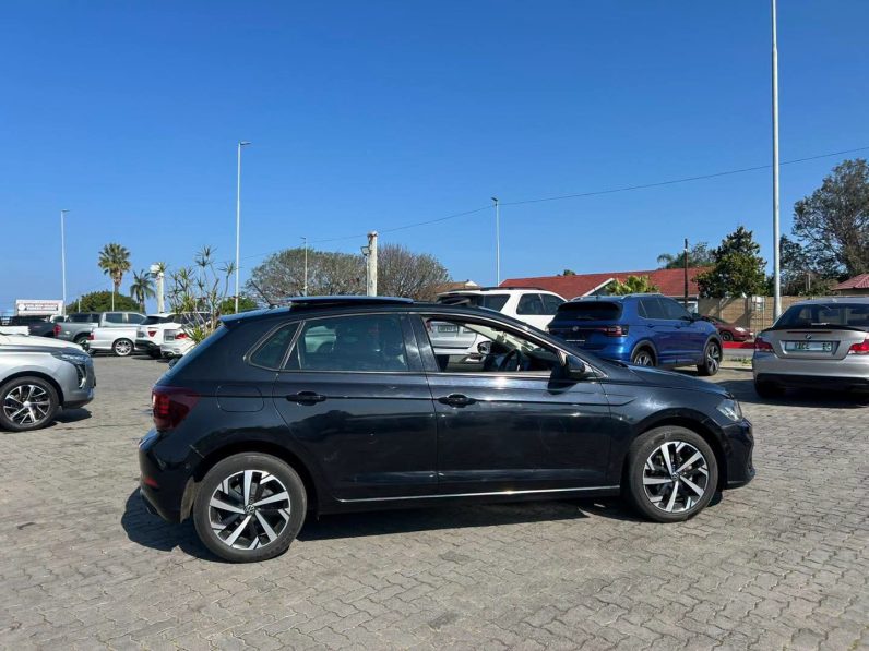 
								2022 VOLKSWAGEN POLO 1.0 TSI LIFE full									
