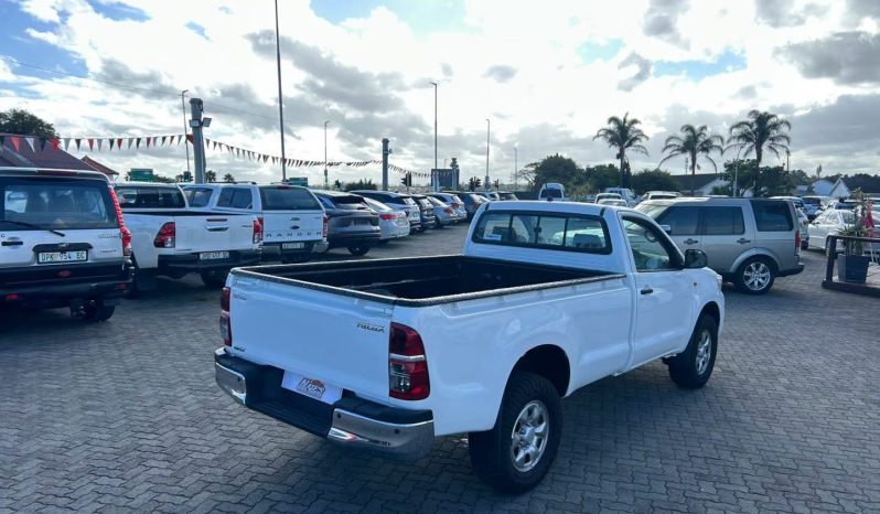 
								2014 TOYOTA HILUX 2.5 D-4D RAISED BODY full									