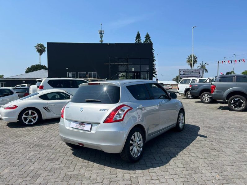 
								2011 SUZUKI SWIFT 1.4 GLS full									